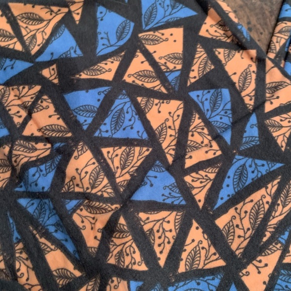 Lularoe one size leggings, excellent condition - Picture 2 of 3